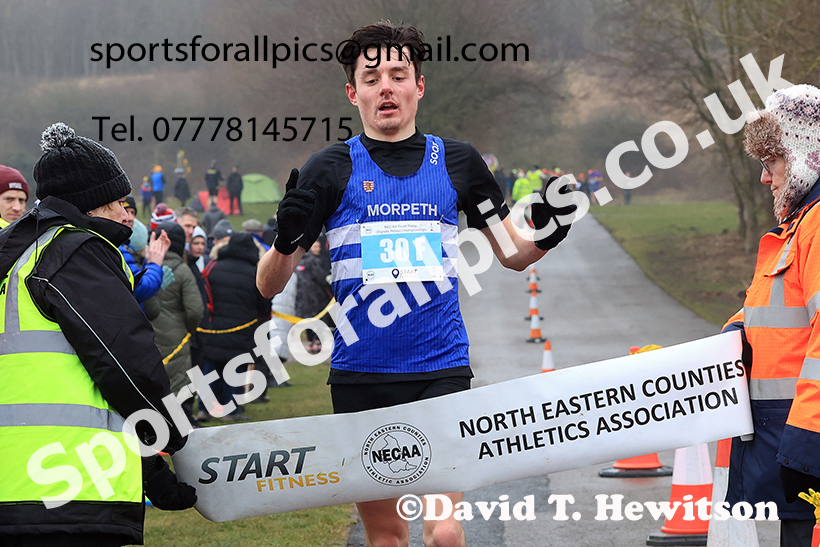 Senior Men and Over-35s to 49s Mens 2025 NECAA Royal Signals Road Relays Champs.,  Hetton Lyons Country Park, Hetton le Hole, County Durham. Photo: David T. Hewitson/Sports for All Pics